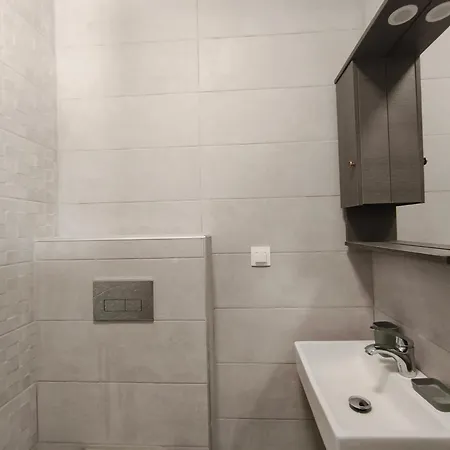 Apartament Daniela Nea Roda