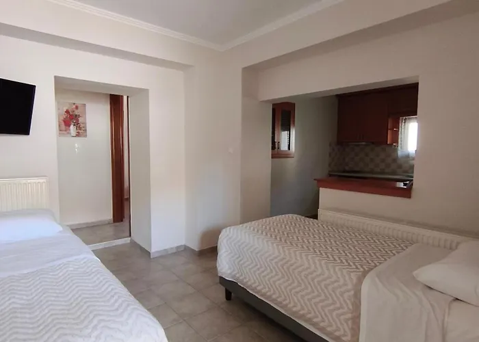 Daniela Appartement Nea Roda