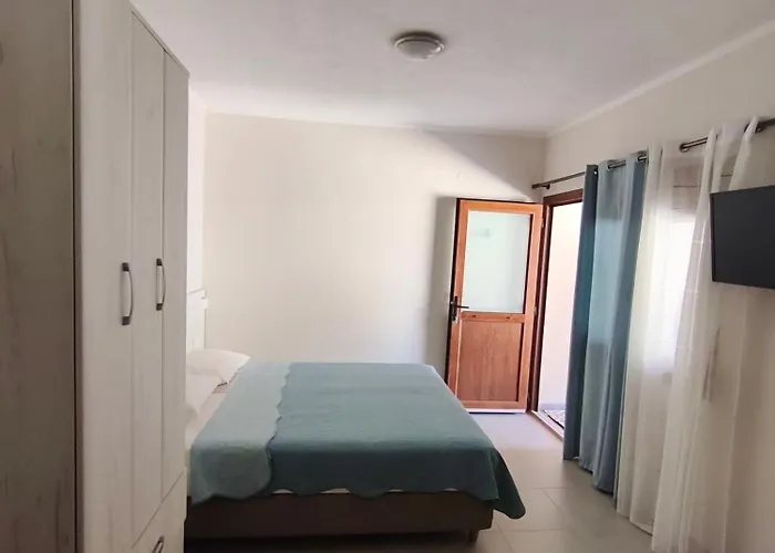 Daniela Apartamento Nea Roda